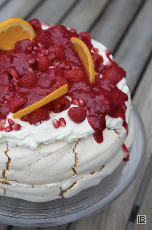 White Chocolate Pavlova